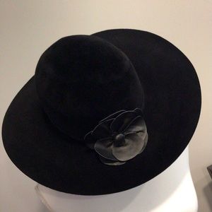 Helen Kaminski “Josephine” Hat